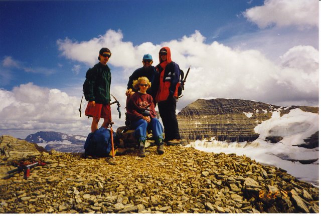 stanleymitchellhut1997006.jpg